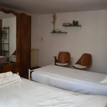 Artemilland Bed & Breakfast Burzanella